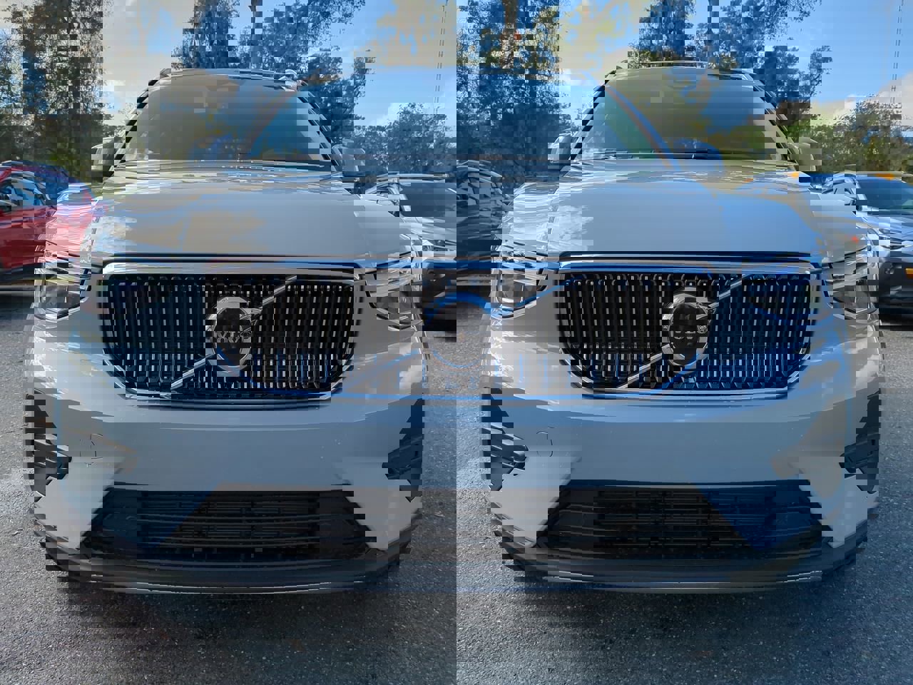 New 2025 Volvo XC40 B5 Core w/ Protection Package Premier image 9