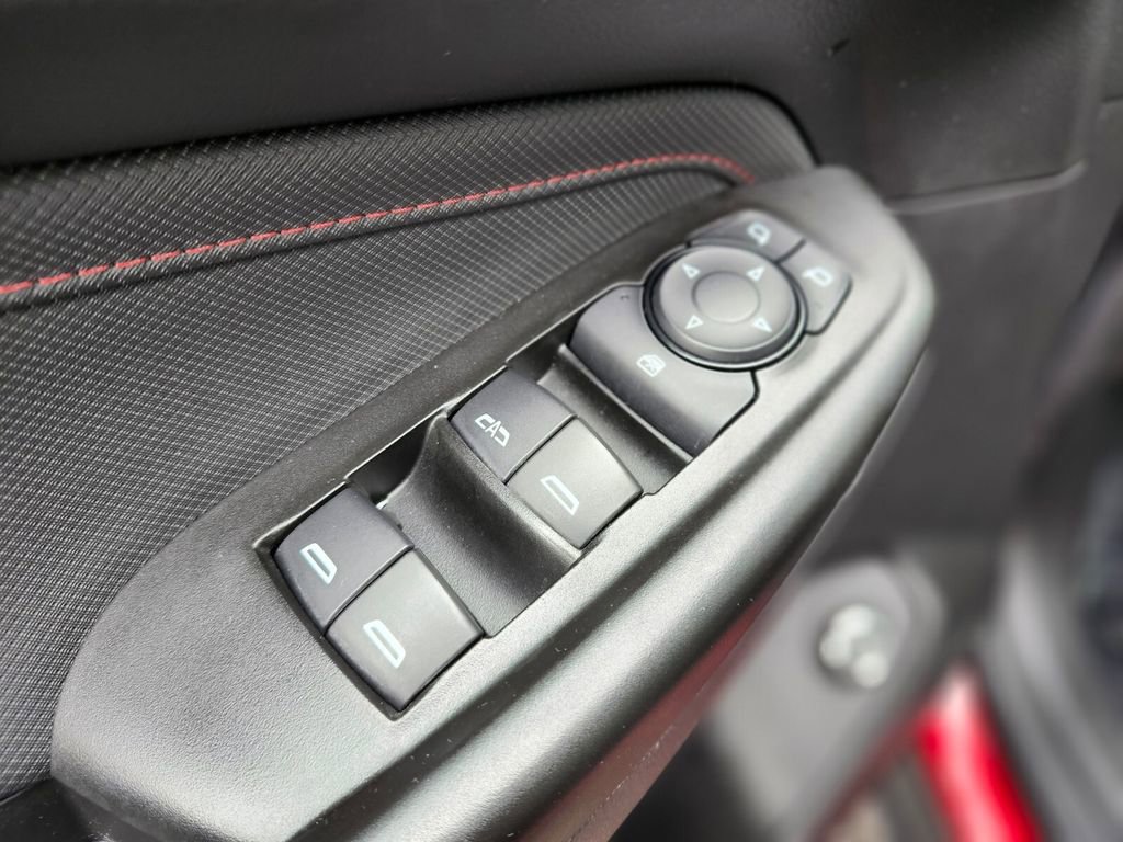 Used 2022 Chevrolet TrailBlazer RS w/ Sun and Liftgate Package image 15