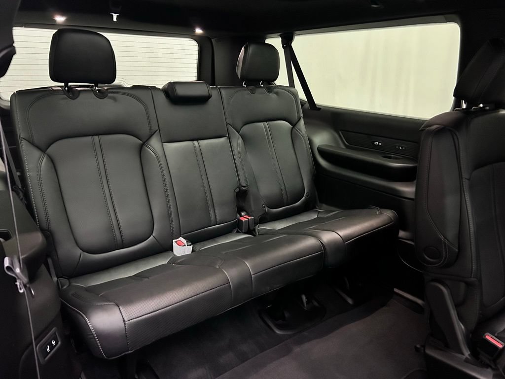 New 2026 Jeep Grand Wagoneer L Limited AWD/4WD image 17