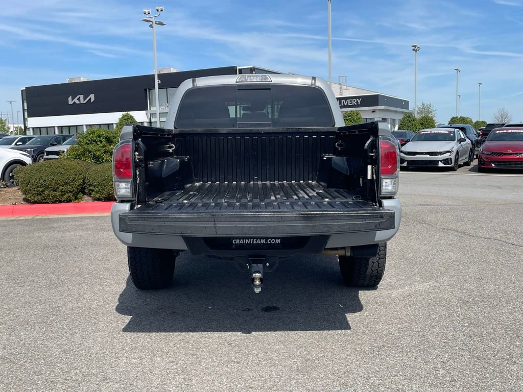 Used 2020 Toyota Tacoma TRD Sport w/ Technology Package image 7