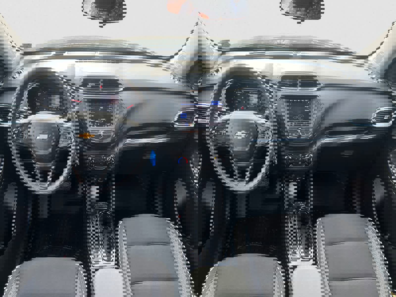 Used 2021 Chevrolet TrailBlazer LS AWD/4WD image 12