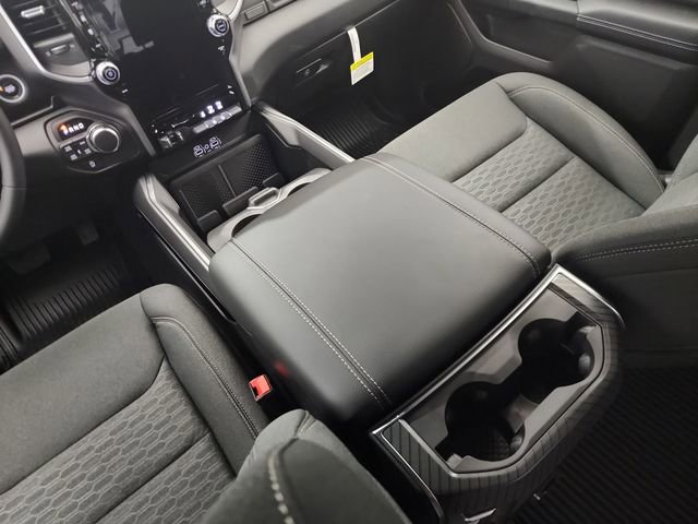 New 2026 RAM 1500 4x4 Crew Cab image 22
