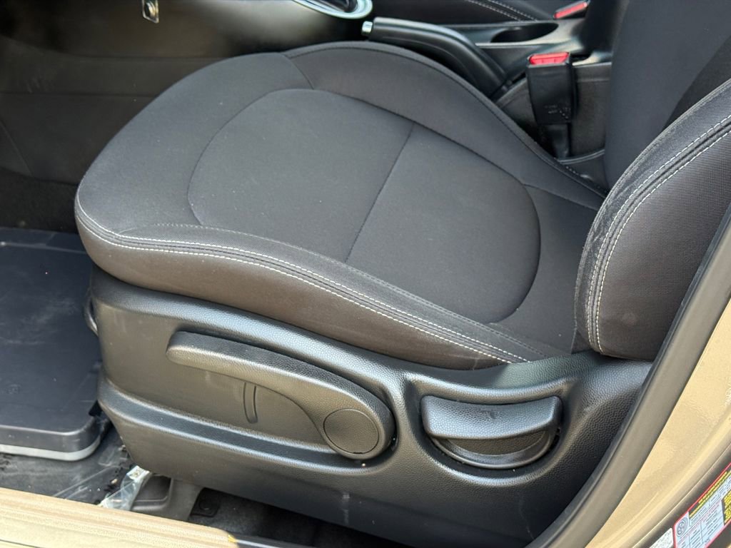 Used 2018 Kia Soul w/ Convenience Package FWD image 20