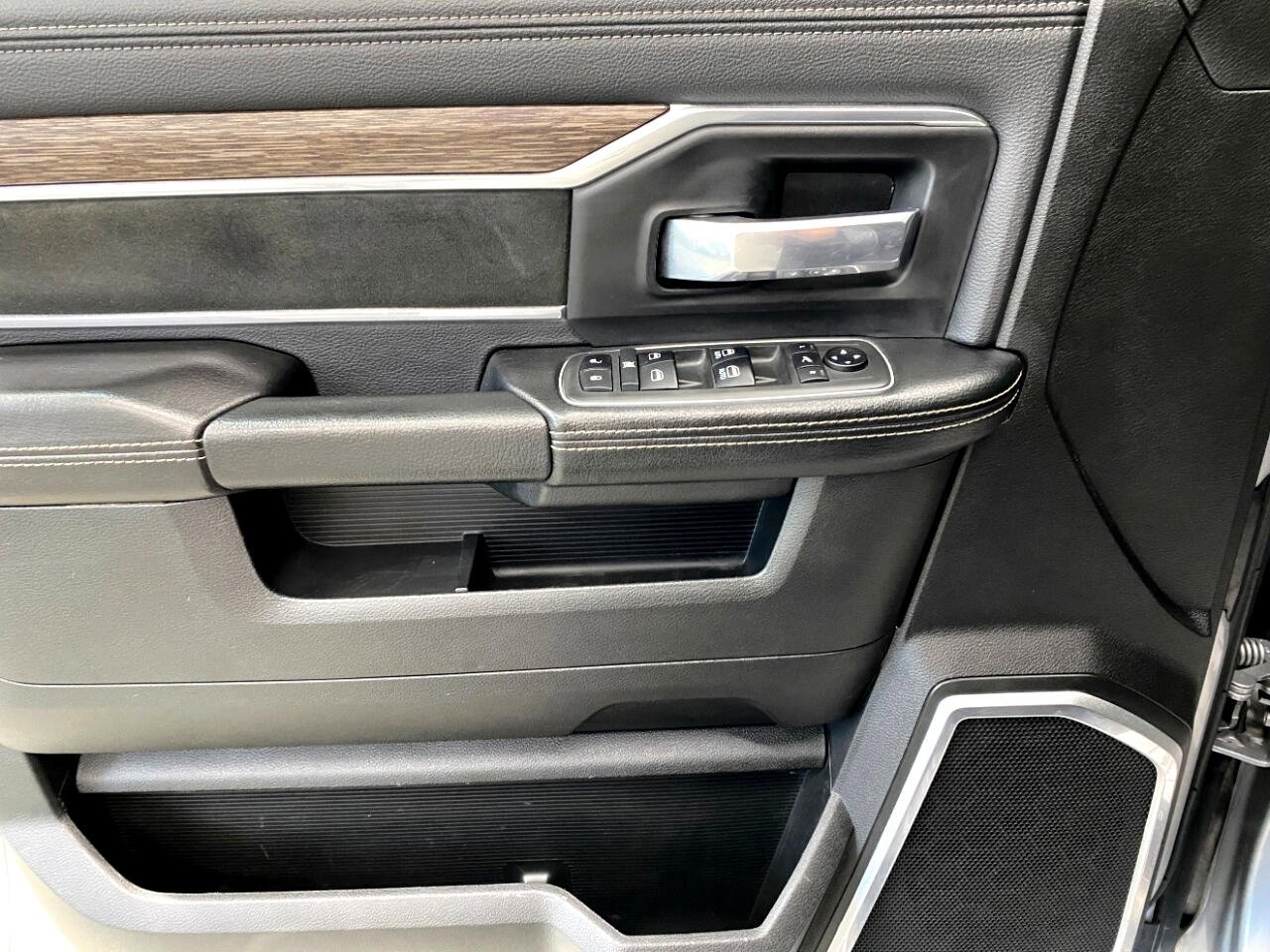 Used 2021 RAM 2500 Laramie image 19