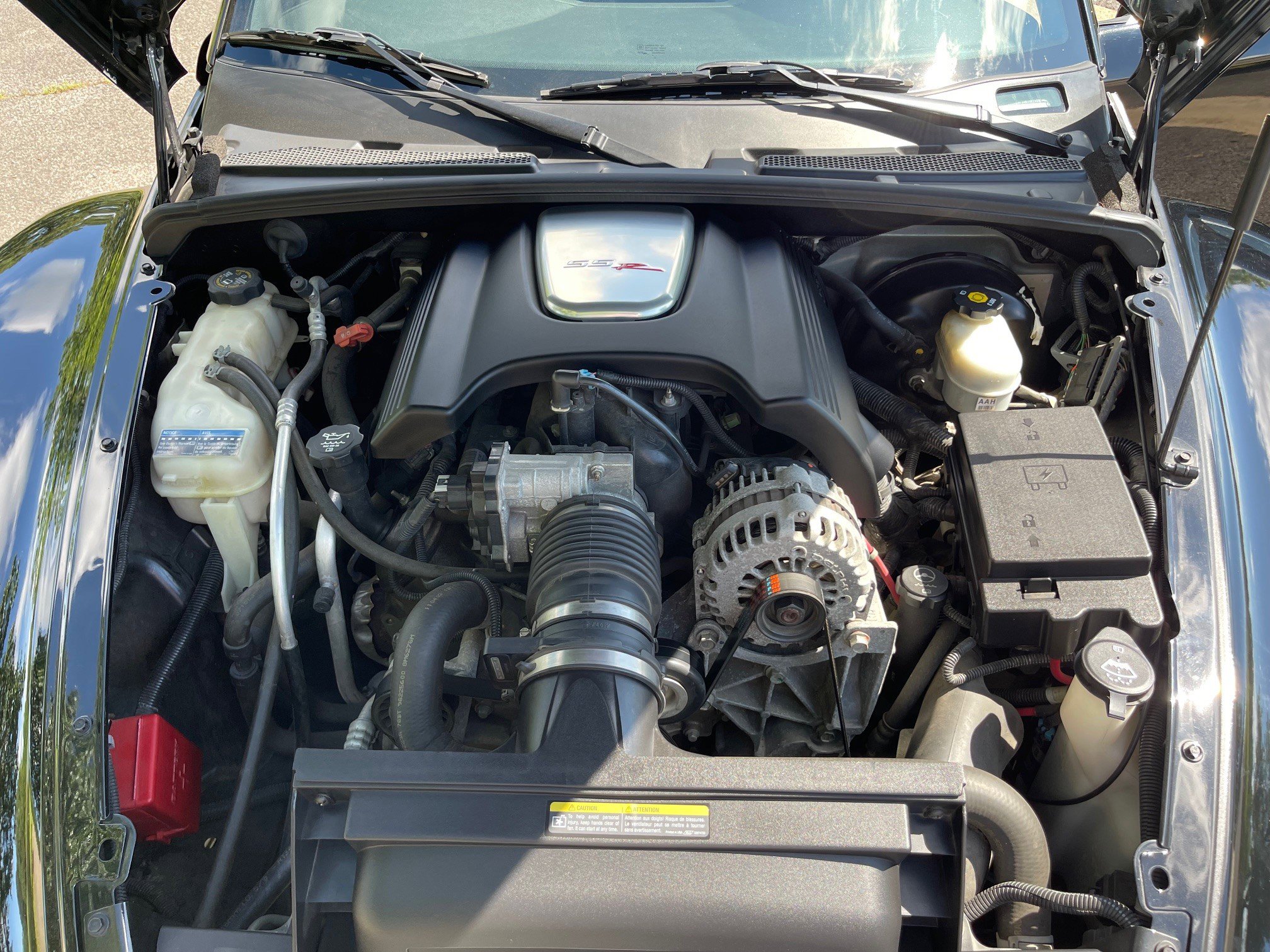 Used 2003 Chevrolet SSR w/ Preferred Equipment Group RWD image 9