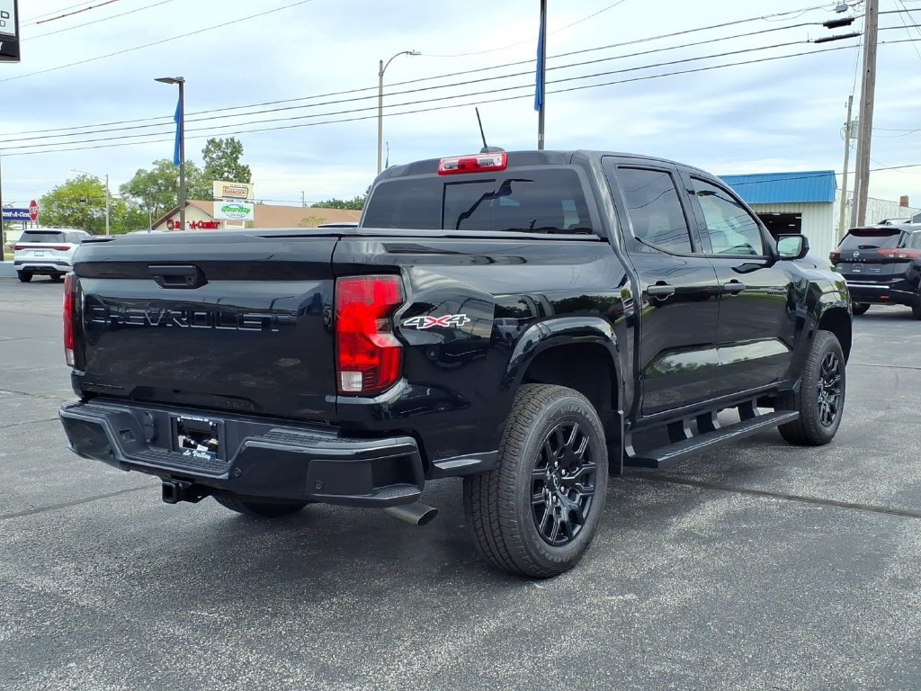 Used 2026 Chevrolet Colorado W/T w/ WT Custom Package AWD/4WD image 13