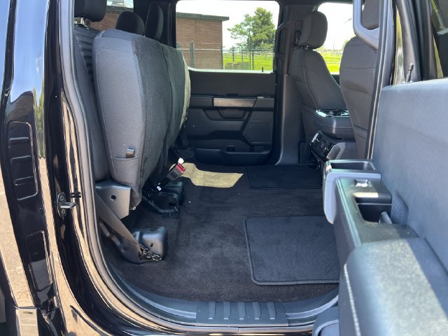 Certified 2022 Ford F150 XL w/ STX Appearance Package AWD/4WD image 35