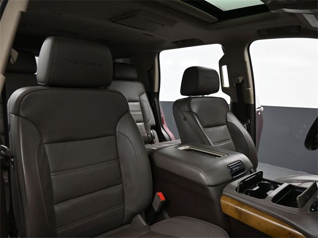 Used 2017 GMC Yukon Denali w/ Open Road Package image 27