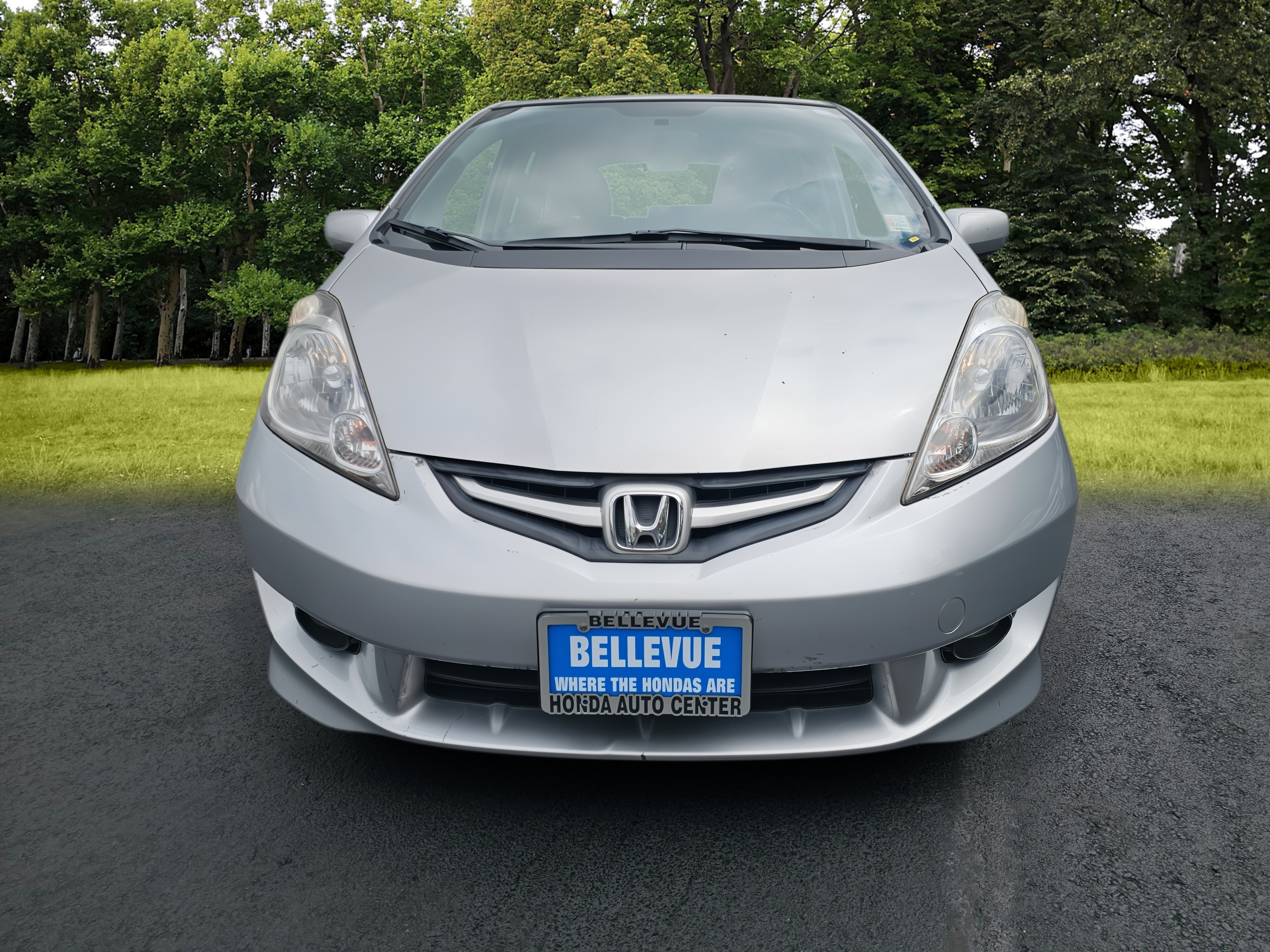 Used 2011 Honda Fit Sport image 2
