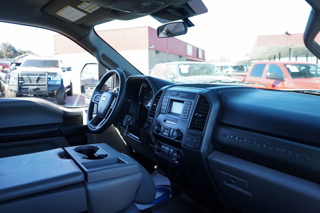 Used 2020 Ford F250 XL w/ Power Equipment Group image 33
