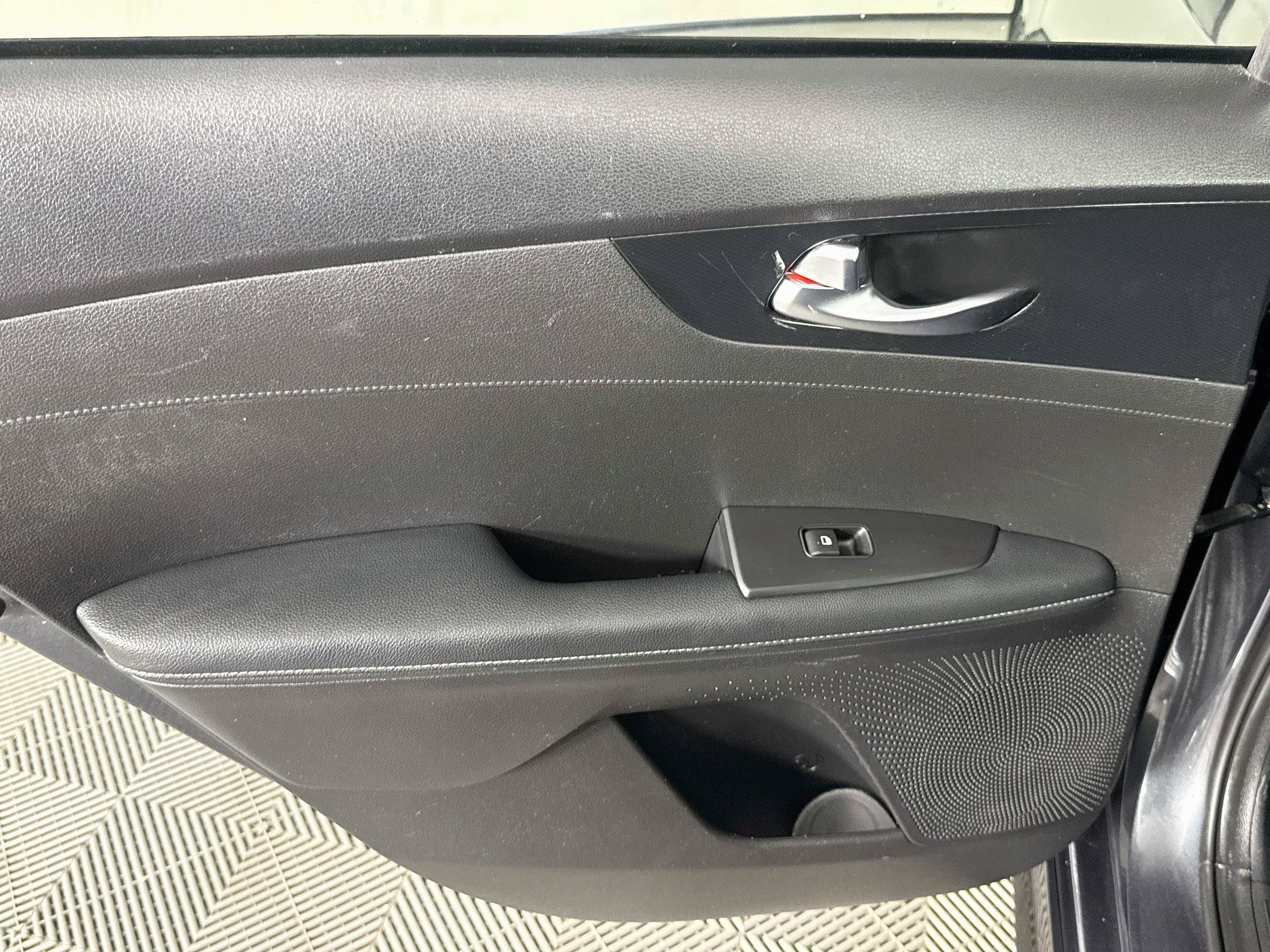Used 2024 Kia Forte GT-Line w/ GT-Line Premium Package FWD image 43