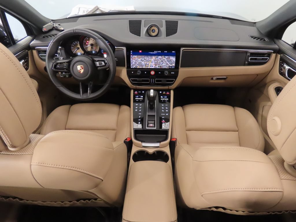 Certified 2026 Porsche Macan GTS AWD/4WD image 15