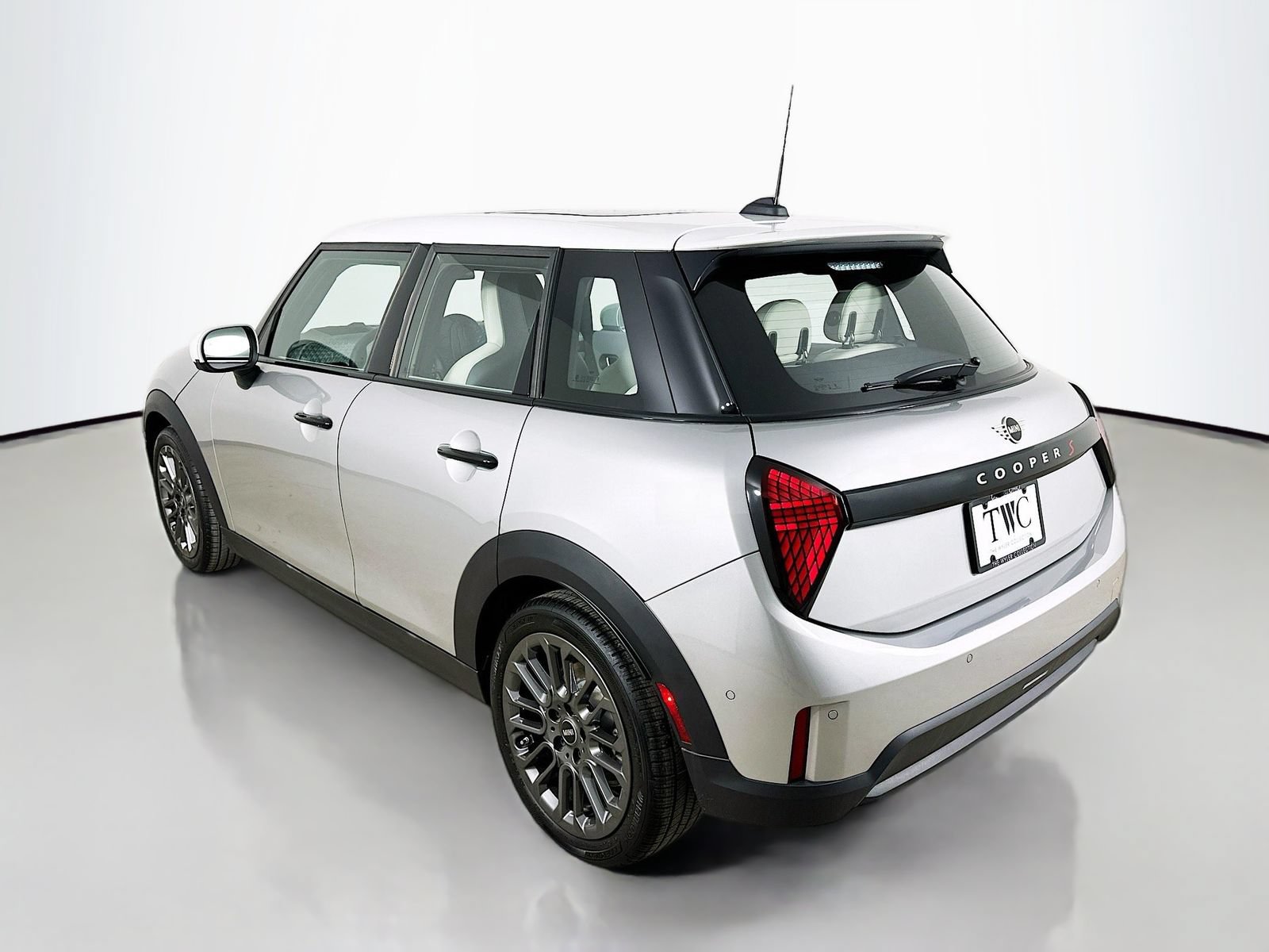 New 2026 MINI Cooper S FWD image 7