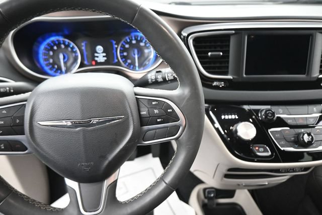 Used 2024 Chrysler Voyager LX FWD image 29