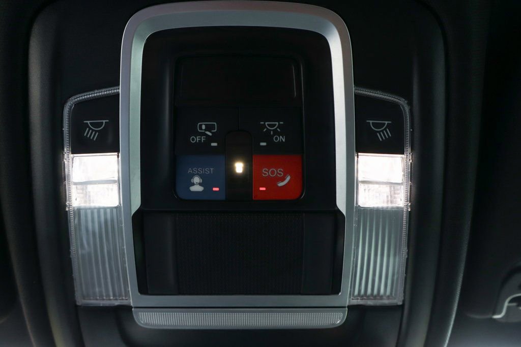 Used 2024 RAM 1500 Laramie RWD image 27