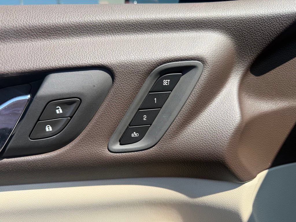 Used 2019 GMC Acadia Denali w/ Technology Package FWD image 23