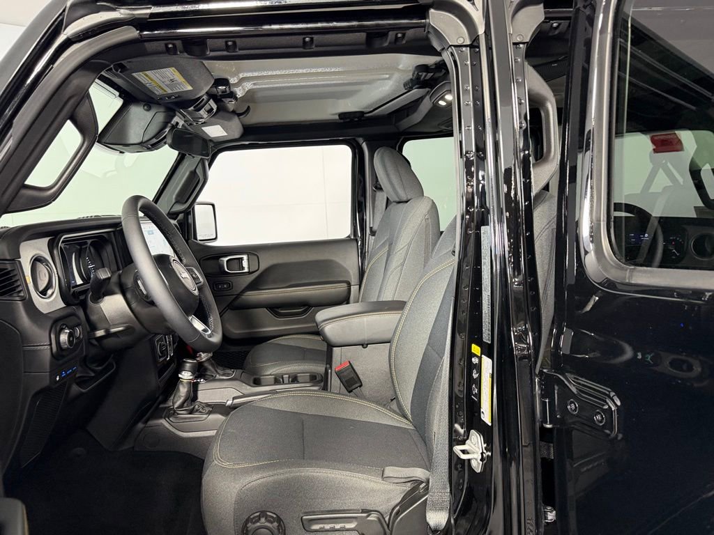 Certified 2025 Jeep Wrangler Unlimited Sahara image 21