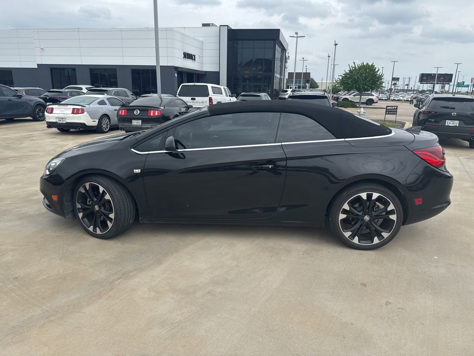 Used 2019 Buick Cascada Sport Touring w/ Dark Effects Package image 19