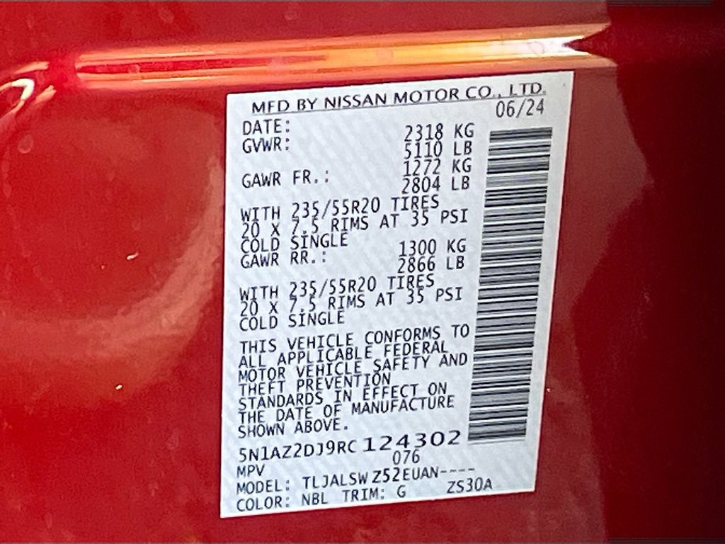 Used 2024 Nissan Murano Platinum w/ Cargo Package FWD image 34