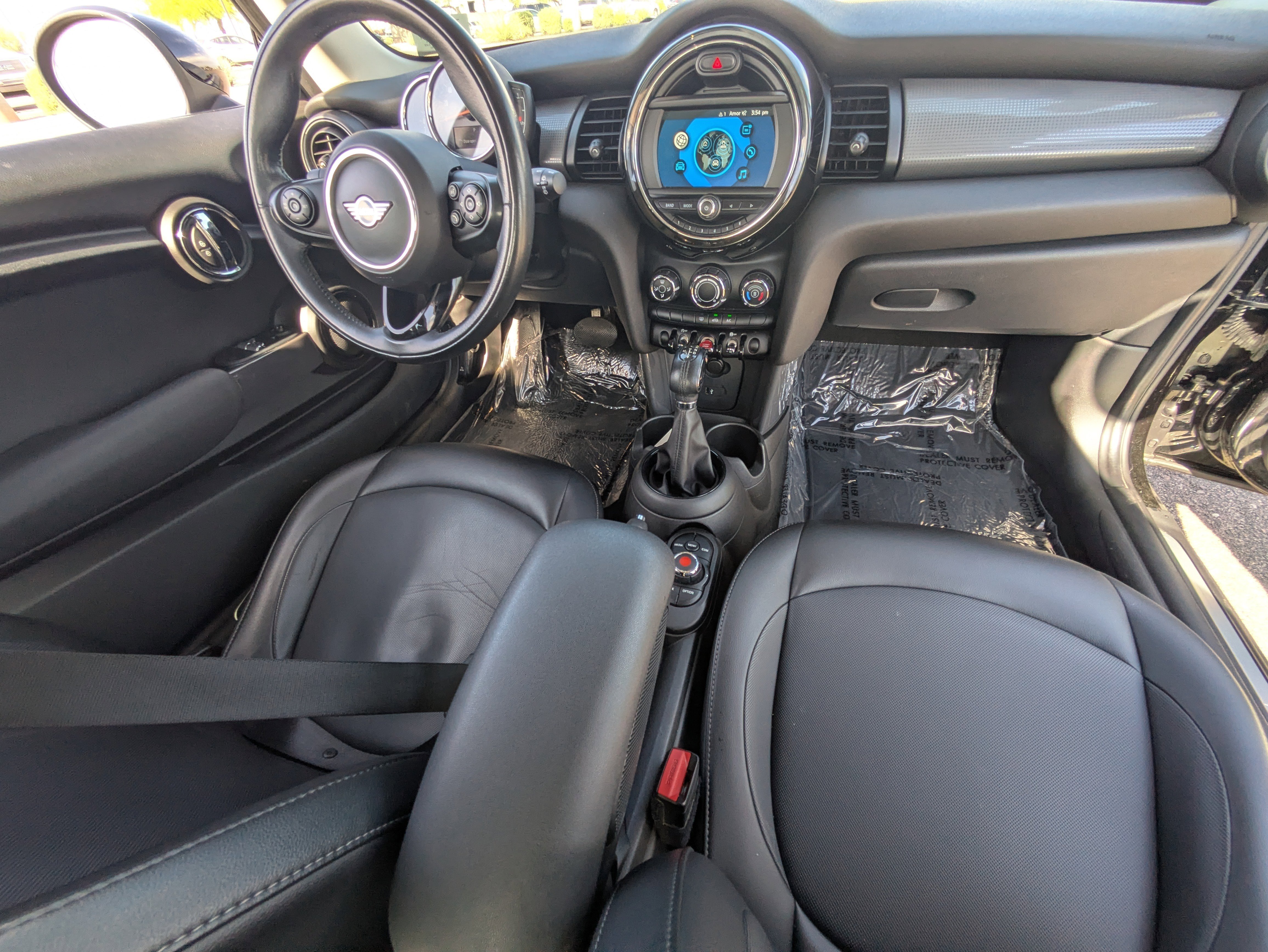 Used 2019 MINI Cooper 2-Door Hardtop image 15