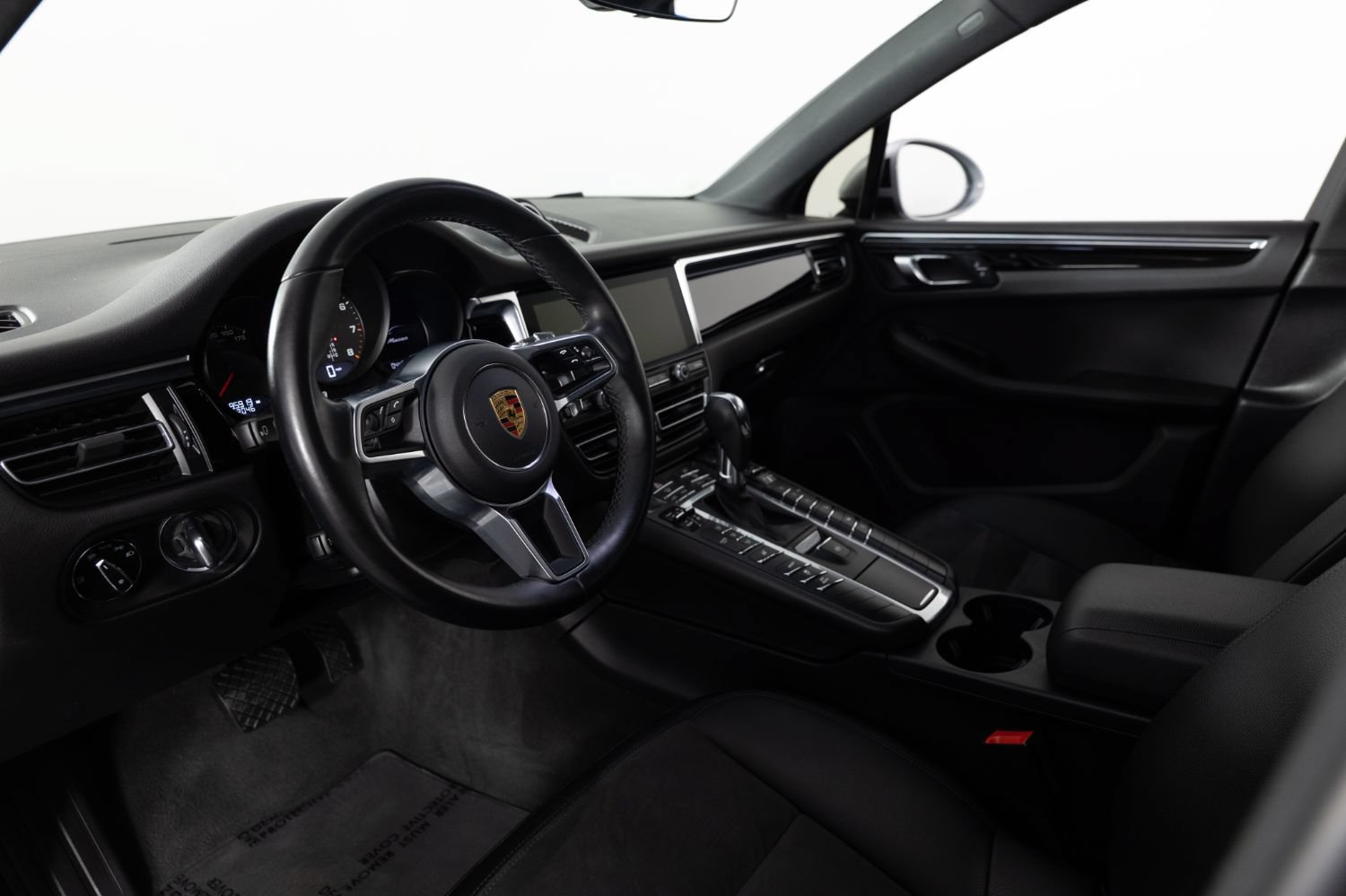 Used 2021 Porsche Macan AWD/4WD image 12