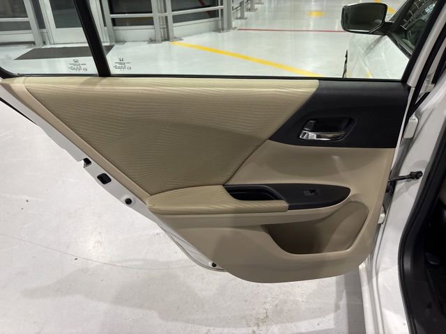 Used 2014 Honda Accord LX image 25