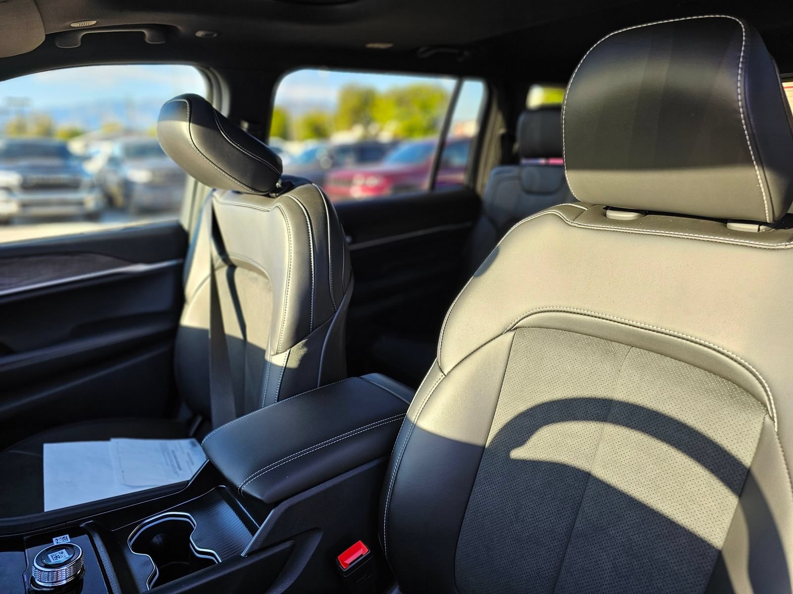 New 2026 Jeep Grand Cherokee L Altitude RWD image 18