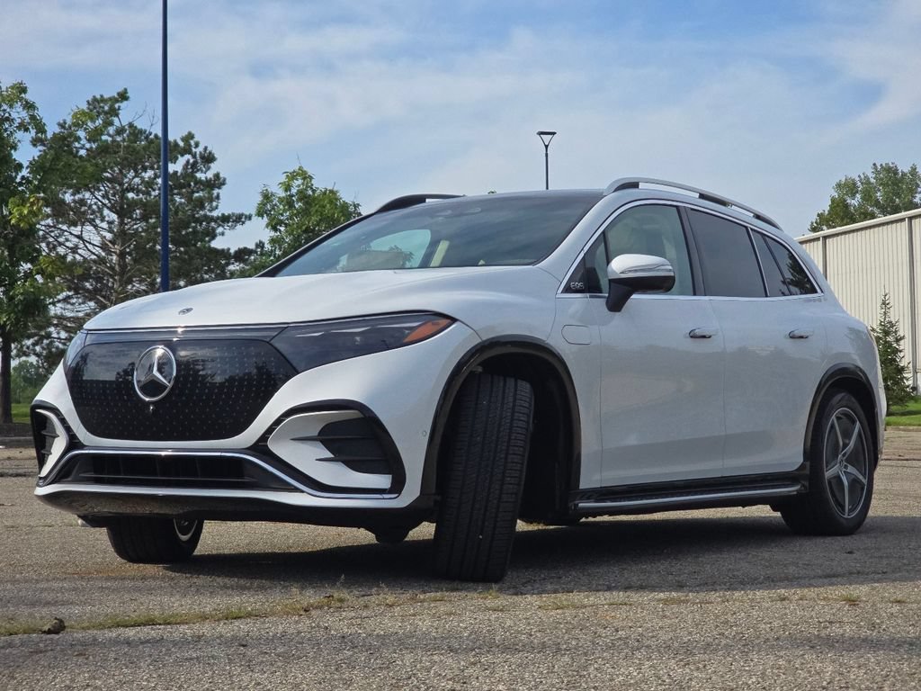 New 2027 Mercedes-Benz EQS 400 4MATIC SUV image 12