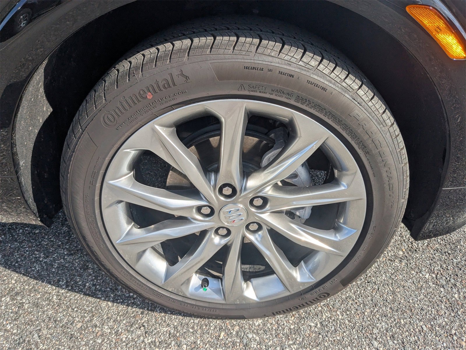 Used 2025 Buick Encore GX Avenir w/ Avenir Technology Package image 11