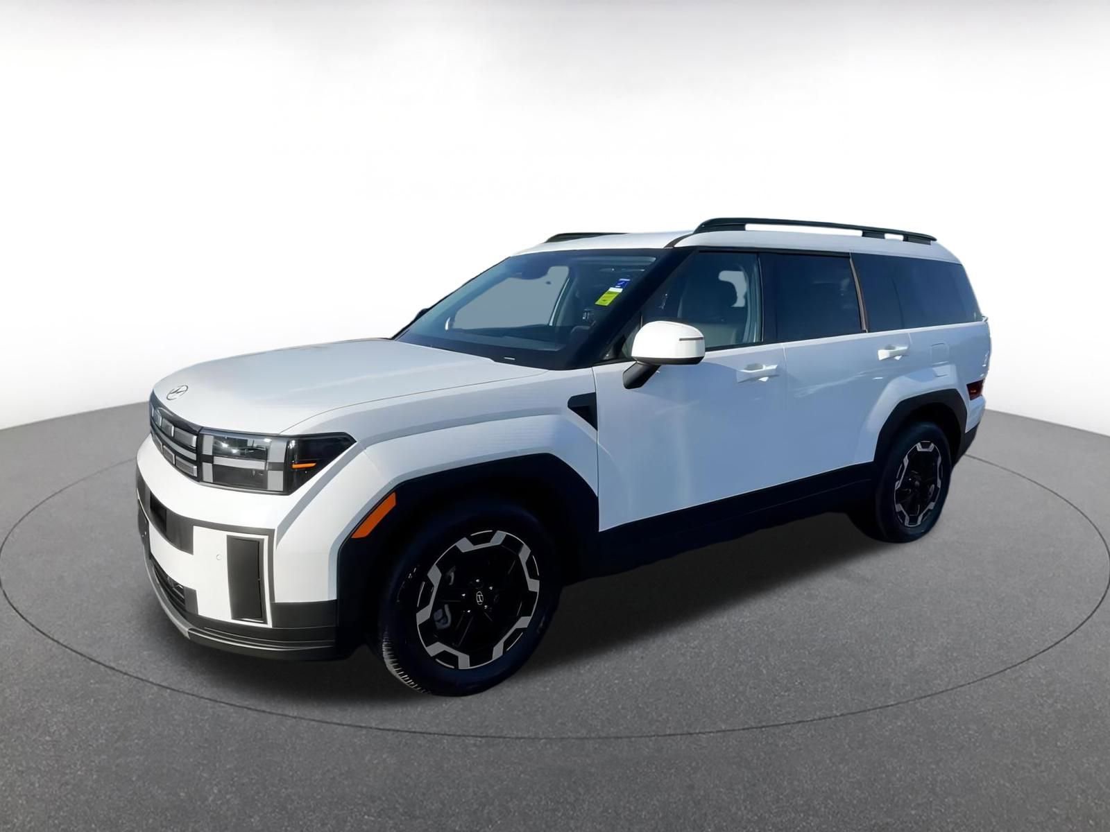 Used 2025 Hyundai Santa Fe SEL image 8