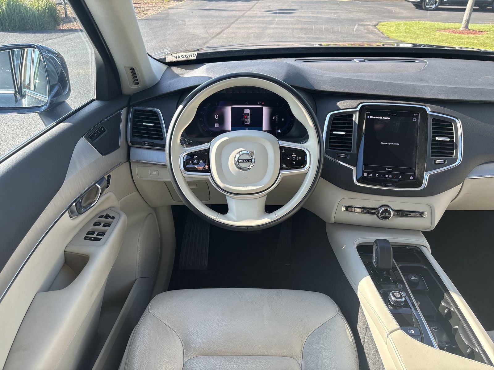 Used 2023 Volvo XC90 B5 Core AWD/4WD image 15