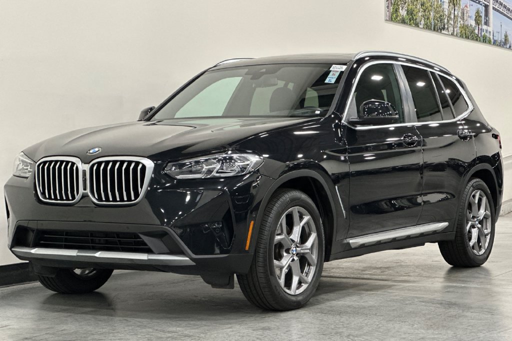 Certified 2024 BMW X3 xDrive30i w/ Convenience Package AWD/4WD image 8