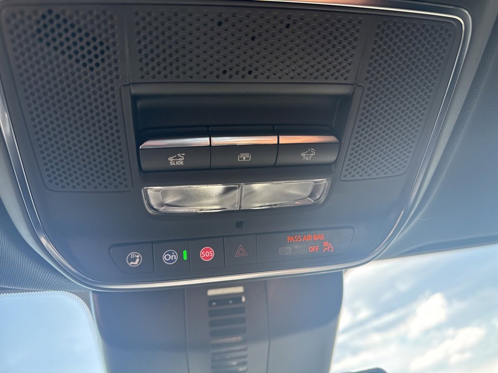 New 2026 Chevrolet Traverse RS image 30