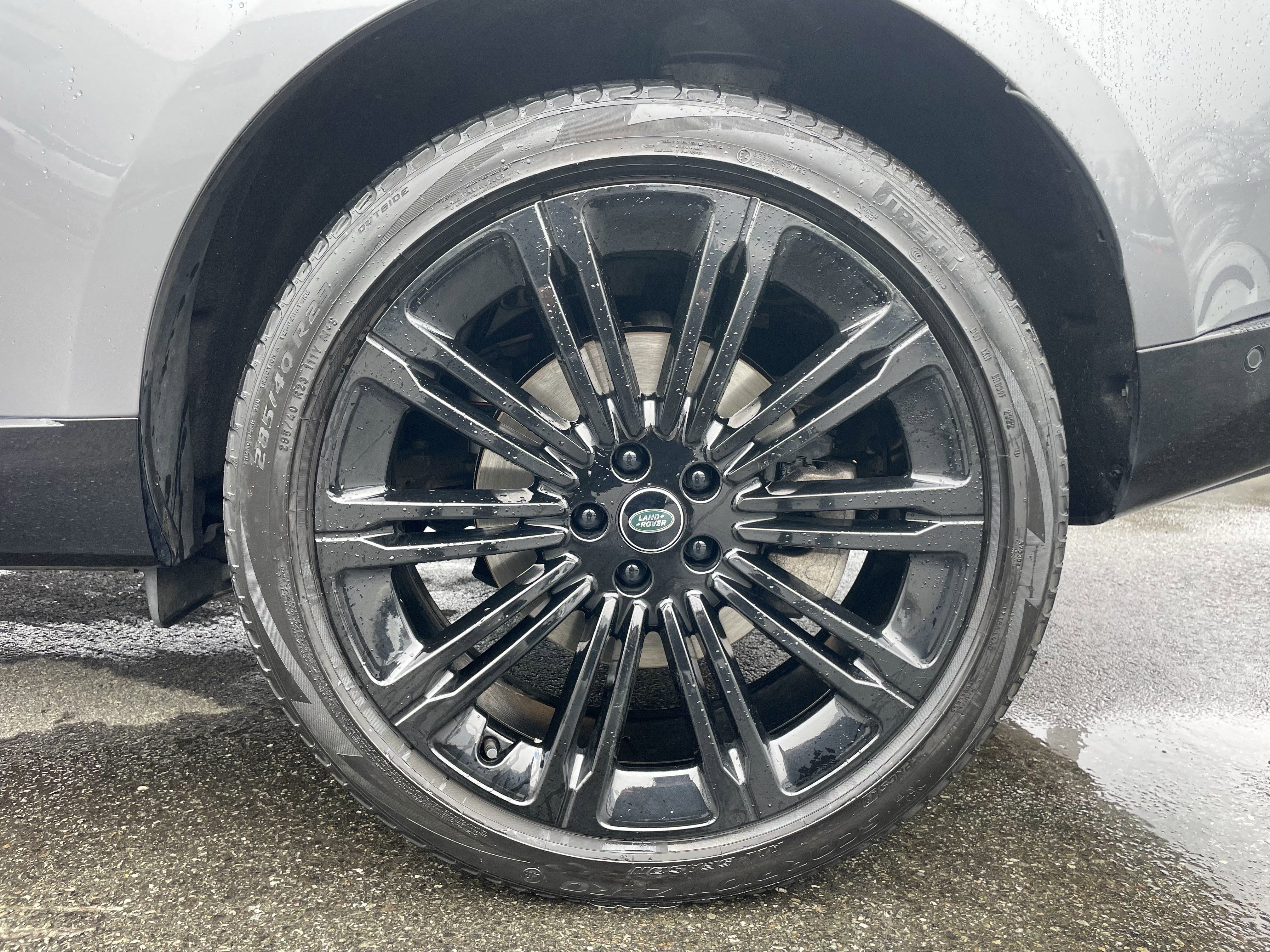 Certified 2023 Land Rover Range Rover SE image 10