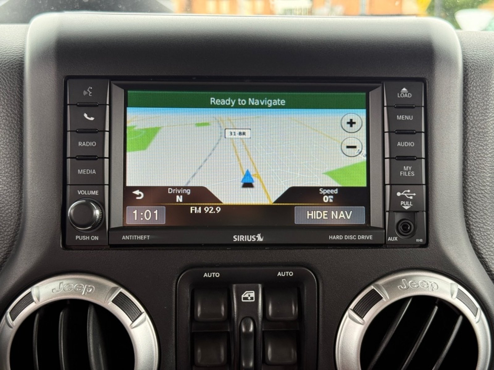 Used 2015 Jeep Wrangler Unlimited Sahara w/ Dual Top Group AWD/4WD image 13