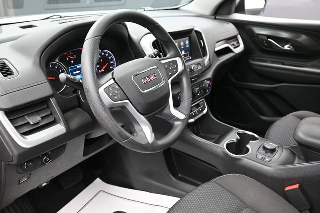 Used 2023 GMC Terrain SLE w/ Driver Convenience Package FWD image 14