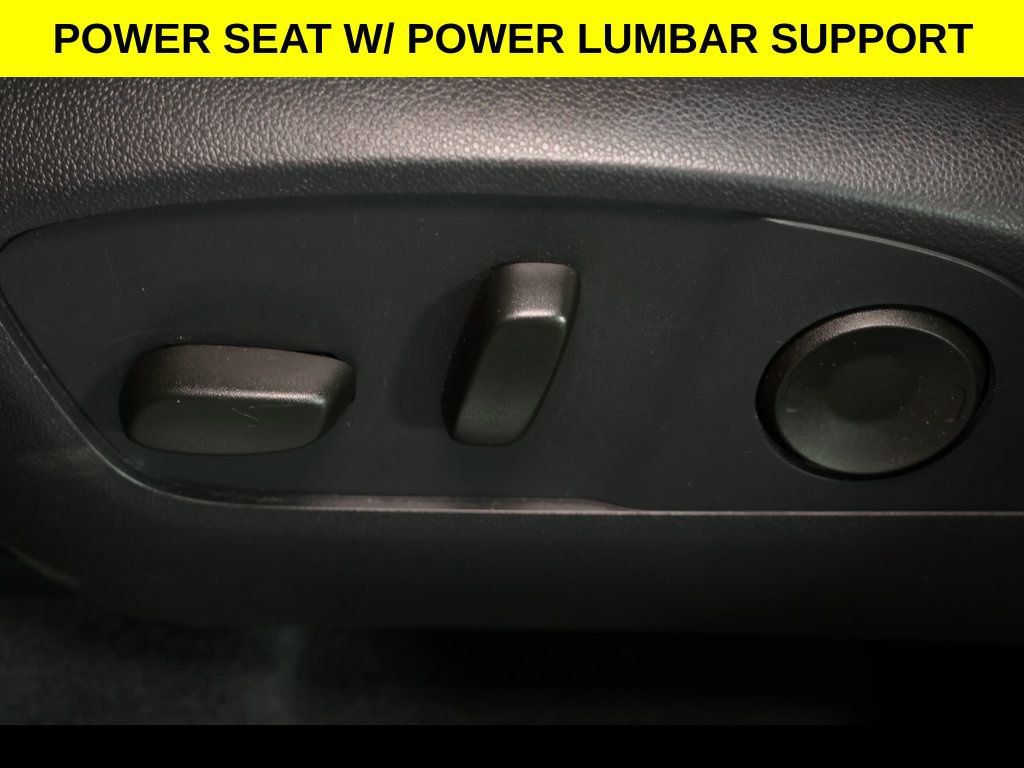 Used 2025 Chevrolet Traverse LT AWD/4WD image 9