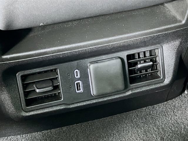 Used 2025 GMC Sierra 1500 SLT image 34