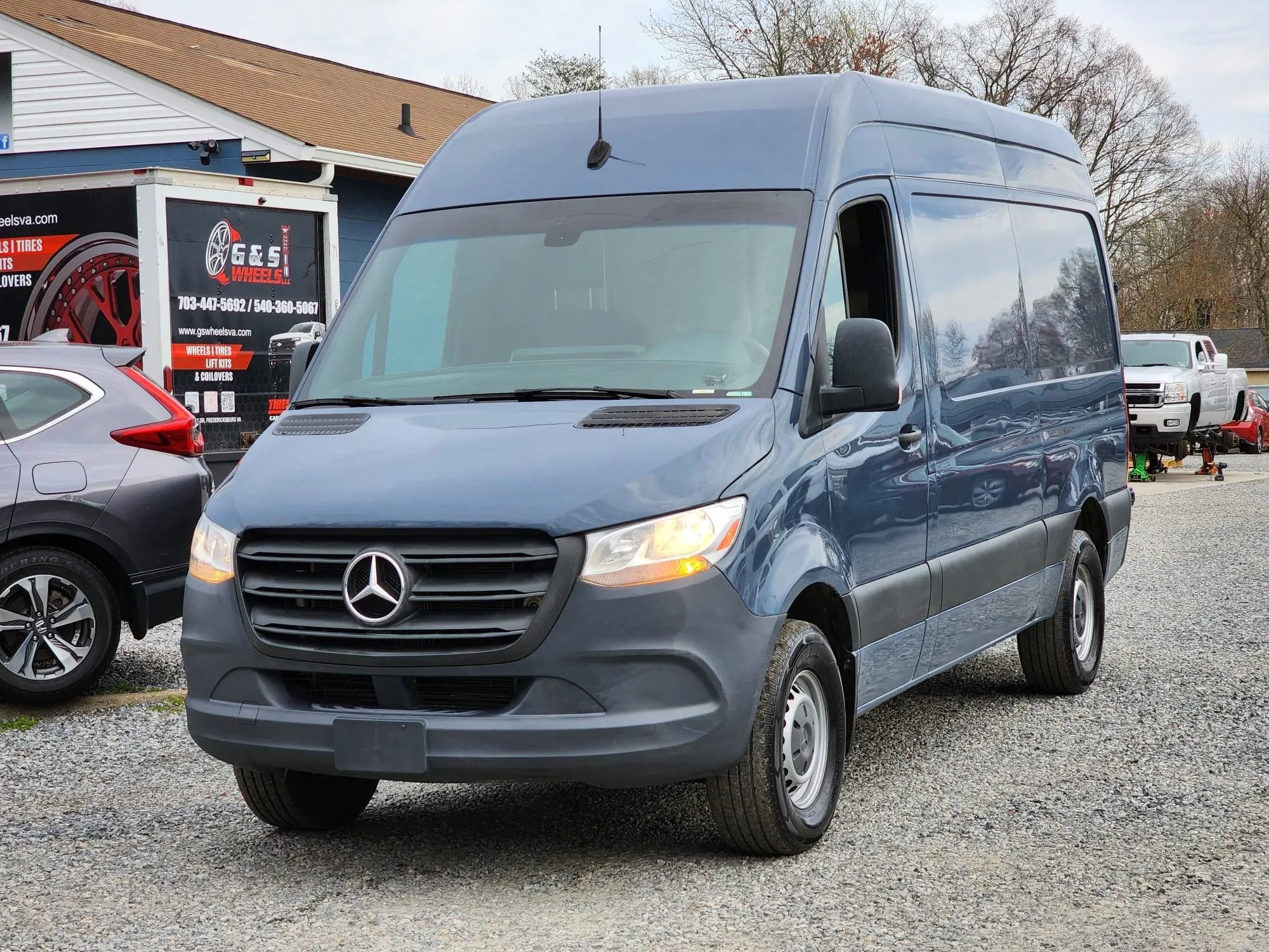 Used 2019 Mercedes-Benz Sprinter 144 image 2