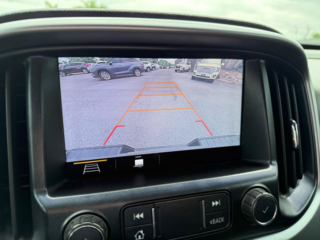 Used 2019 Chevrolet Colorado LT w/ LT Convenience Package RWD image 25