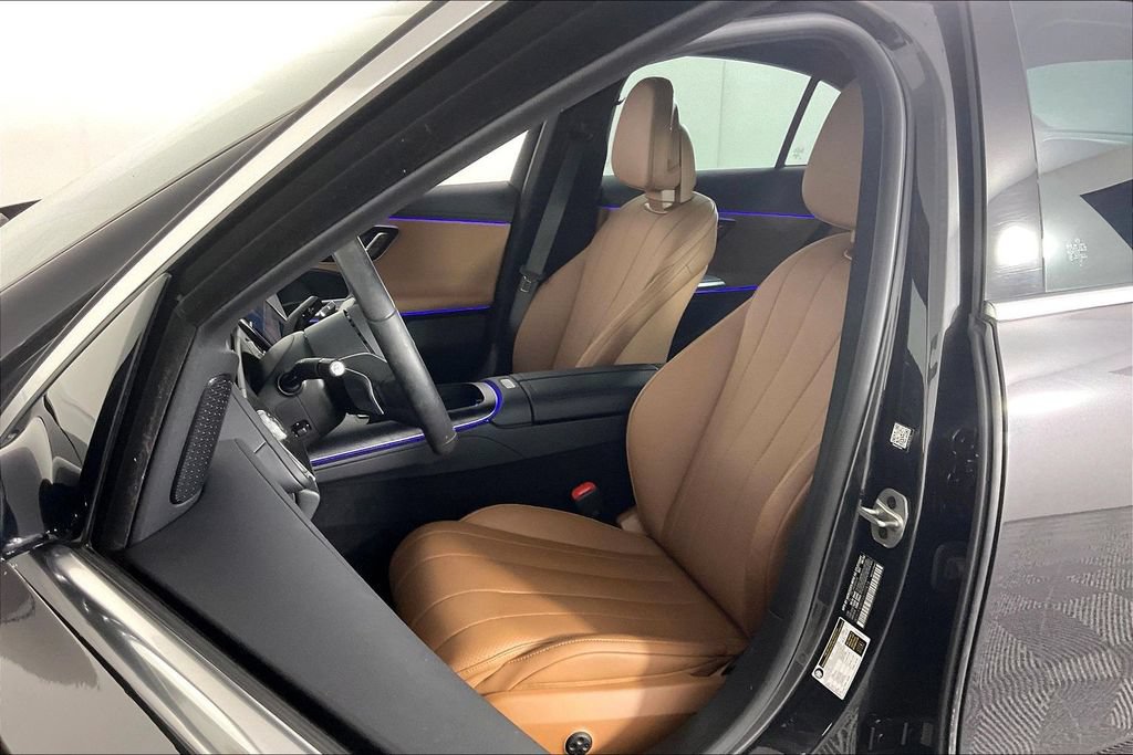 Certified 2025 Mercedes-Benz E 350 4MATIC Sedan w/ Winter Package image 17