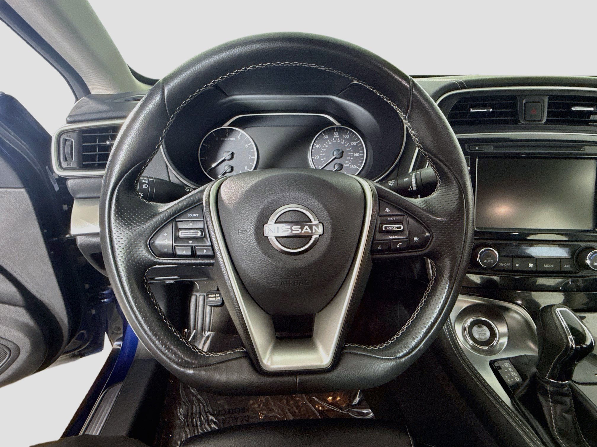 Used 2023 Nissan Maxima SL FWD image 13