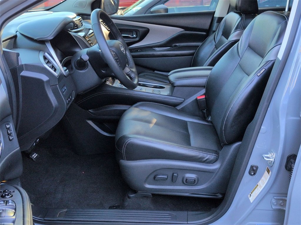 Used 2024 Nissan Murano SL image 16