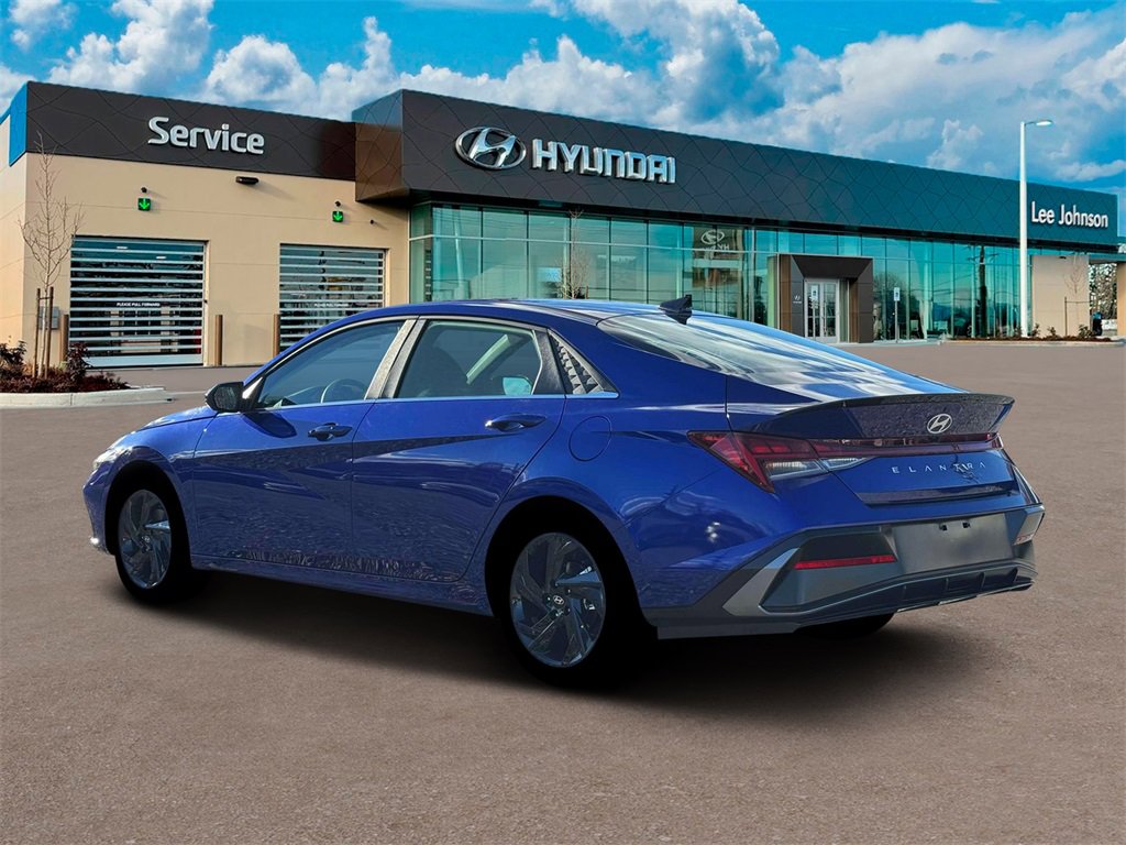 New 2026 Hyundai Elantra SEL Sport image 4
