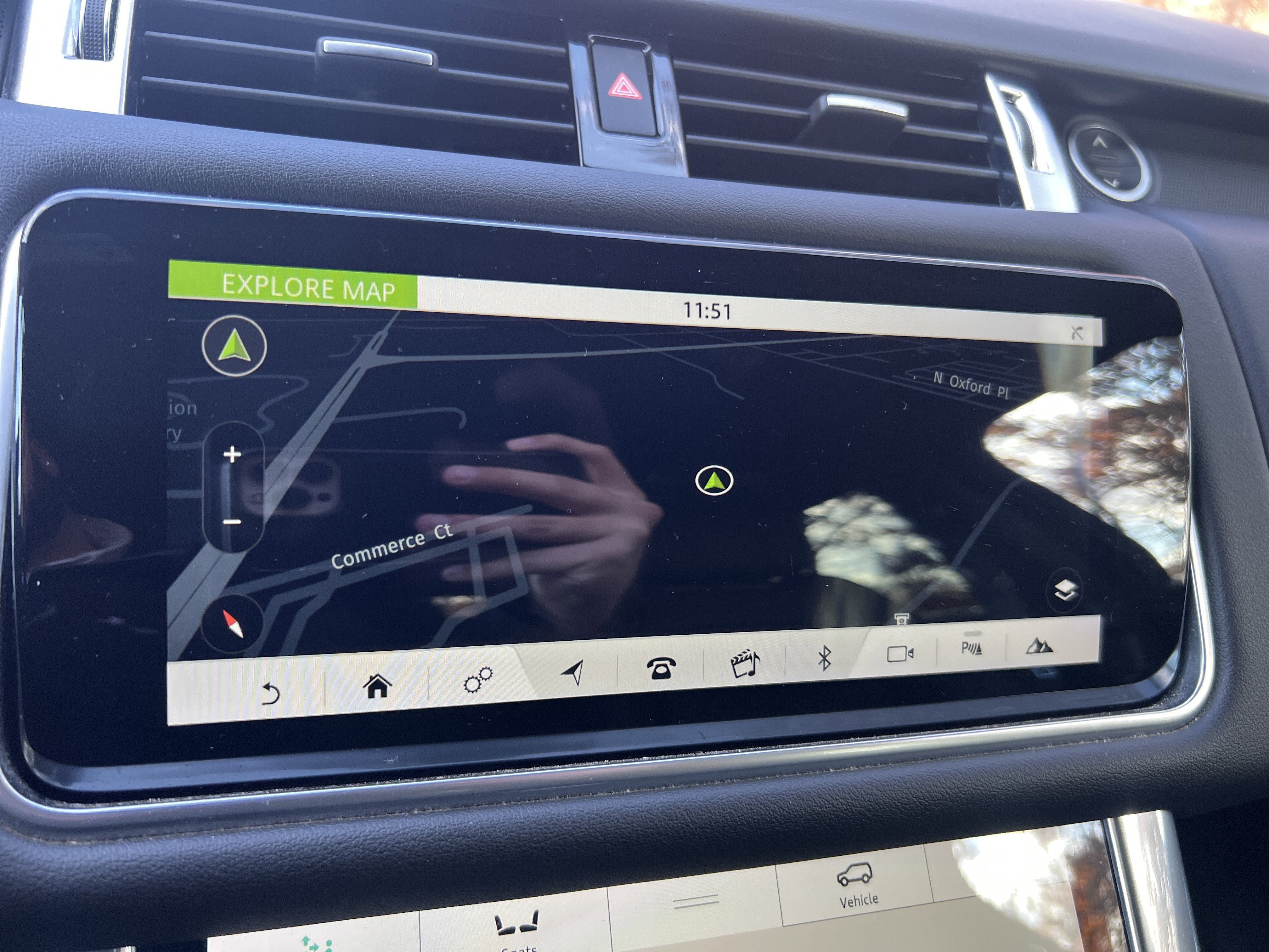 Used 2020 Land Rover Range Rover Sport HSE image 18