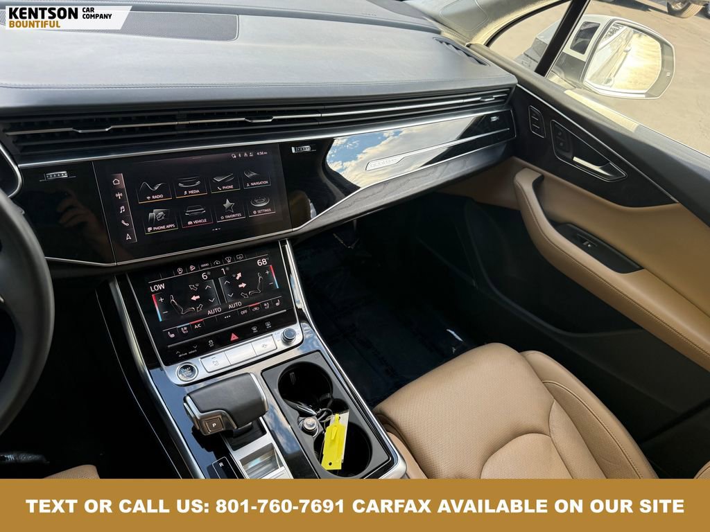 Used 2022 Audi Q7 3.0T Prestige image 25