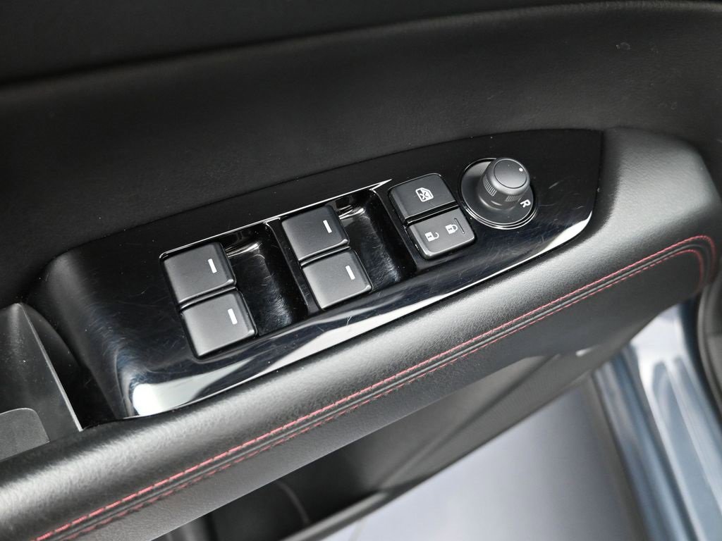 Used 2024 MAZDA CX-5 Carbon Edition image 12