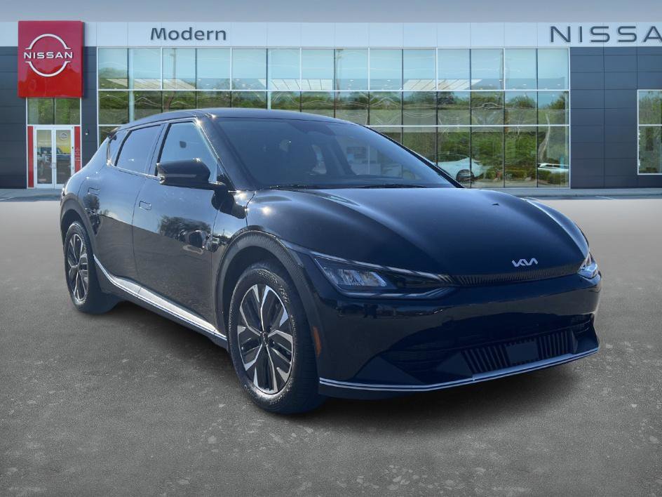 Used 2024 Kia EV6 Light image 3