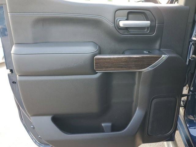 Used 2020 GMC Sierra 1500 SLE w/ SLE Value Package image 19