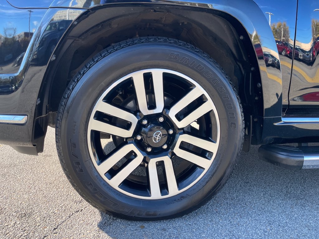 Certified 2024 Toyota 4Runner Limited AWD/4WD image 9